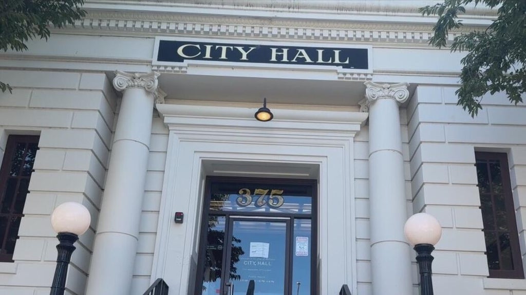 Hollister cancels town hall meetings amid outcry over layoffs, budget woes — CBS Bay Area (KPIX), Portola Valley Government news