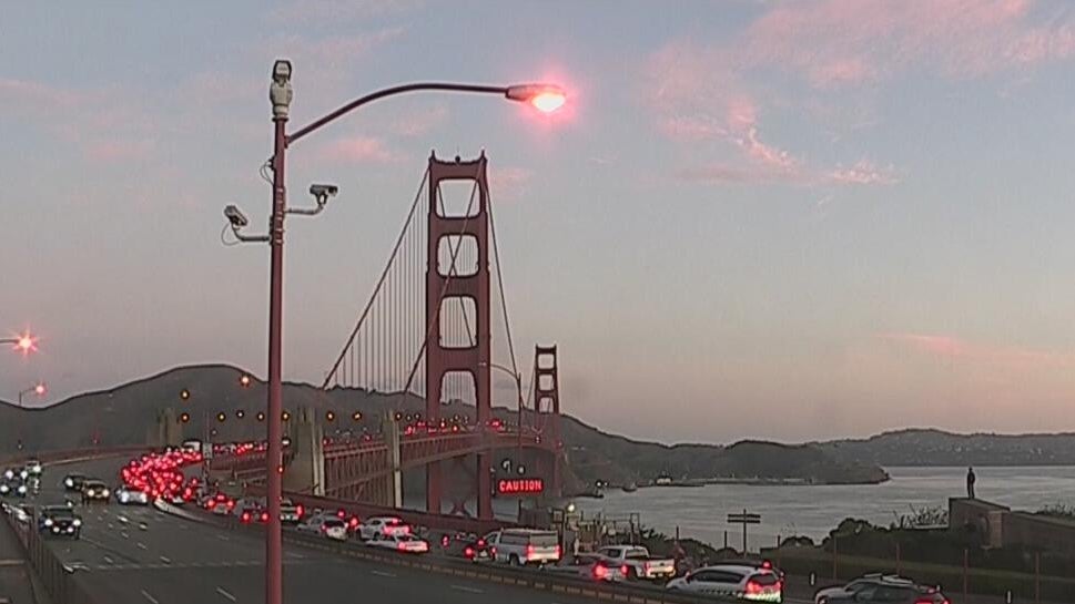 Northbound lanes on Golden Gate Bridge reopen following early morning crash — Portola Valley Community news