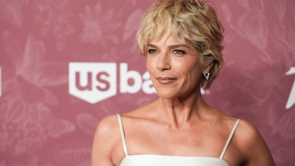 Actress Selma Blair arraigned following arrest for incident related to flight from LAX to JFK — CBS Bay Area (KPIX), Portola Valley Health news