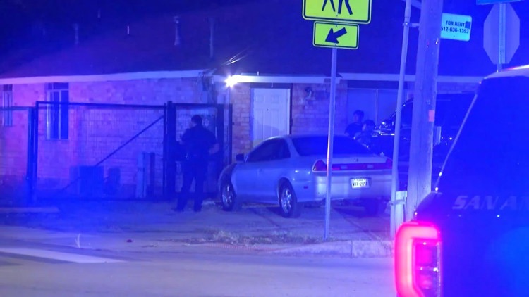 Two arrested after man stabbed, robbed of bicycle on San Antonio’s north side, police say — KENS 5 (San Antonio), Portola Valley Community news