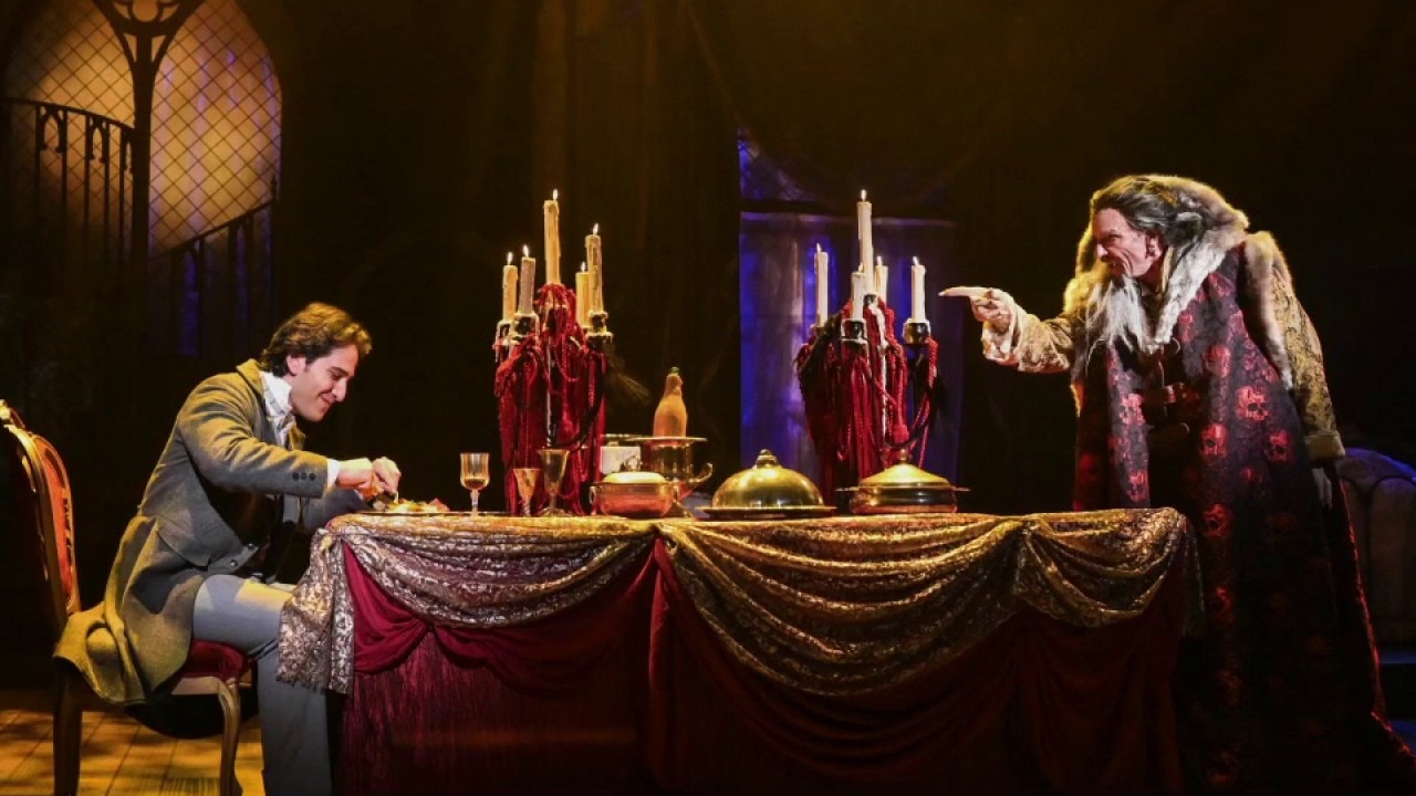 'Dracula' at TheatreWorks Silicon Valley — KTVU FOX 2 Bay Area, Portola Valley Arts news