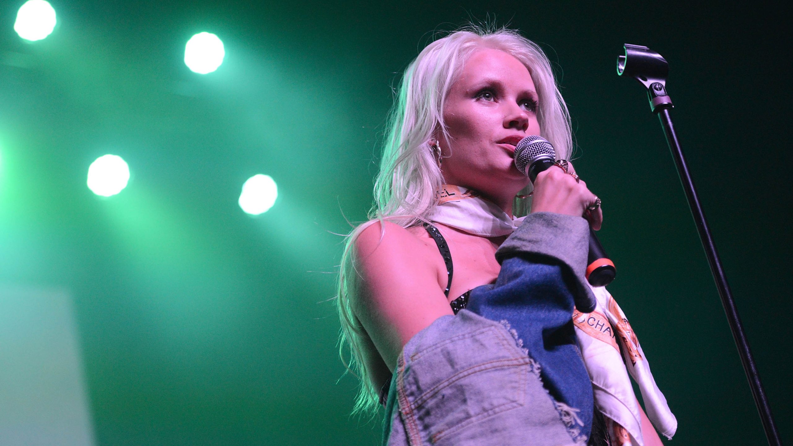 Lauren Bennett, 'Party Rock Anthem' singer, cause of death revealed: Reports — Portola Valley Community news