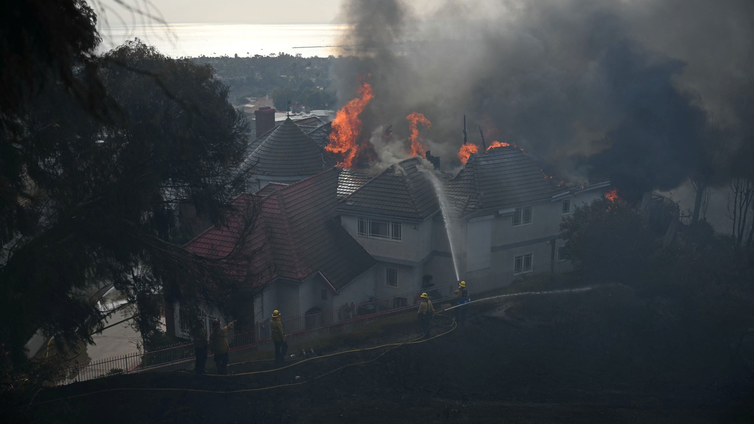 Norte Fire in California threatens homes, forces evacuations — KTVU FOX 2 Bay Area, Portola Valley Community news