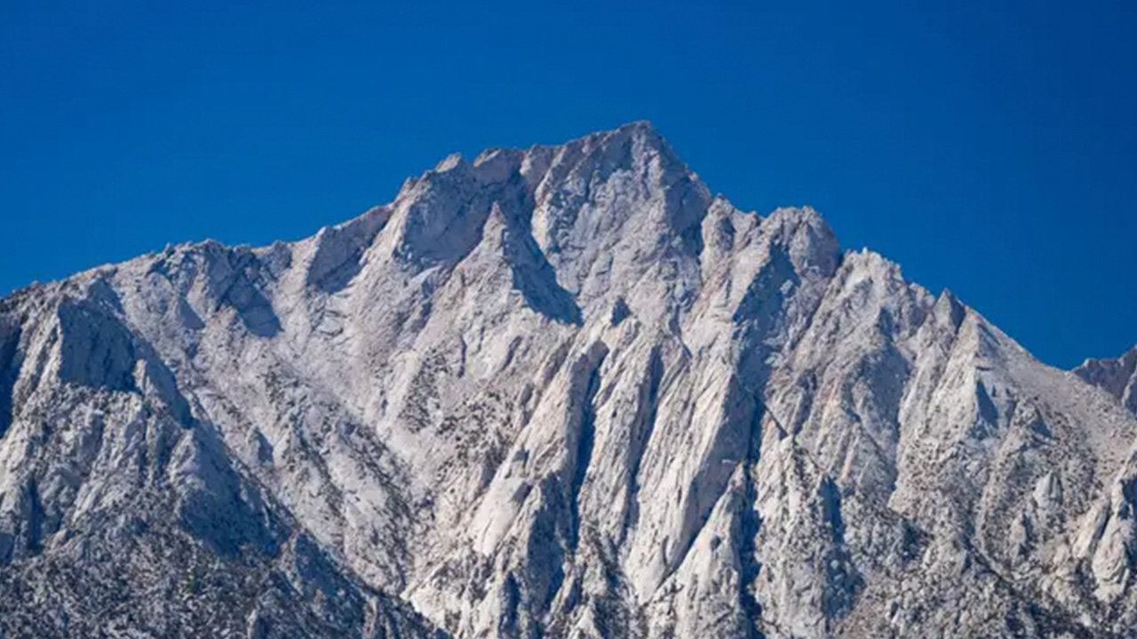 Body of missing hiker recovered from tallest mountain in Lower 48 after storms stall efforts — Portola Valley Sports news