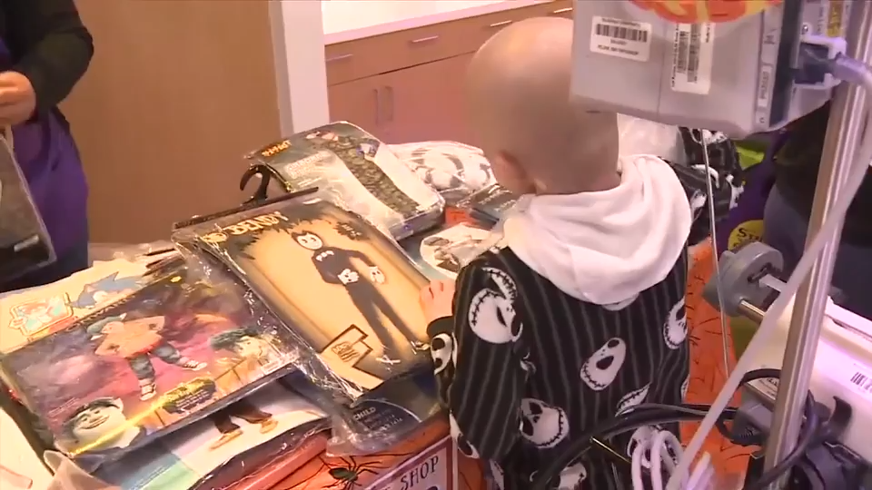 Nicklaus Children’s Hospital patients pick out Halloween costumes with help from Spirit Halloween — WSVN 7 Miami-Dade, Portola Valley Health news